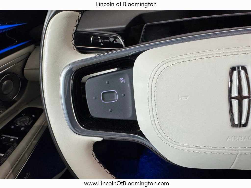 New 2024 Lincoln Nautilus Black Label w/ Jet Appearance Package (87T) image 29