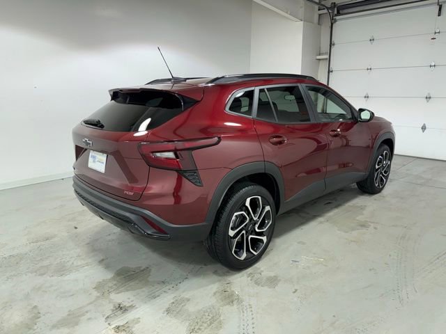 Certified 2025 Chevrolet Trax RS w/ Driver Confidence Package image 7