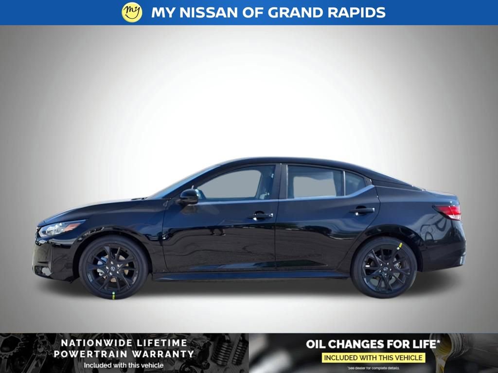New 2025 Nissan Sentra SR w/ Midnight Edition image 3