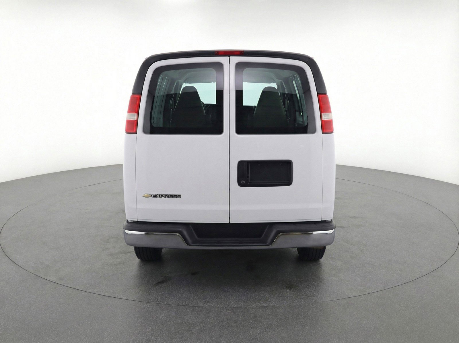 Used 2025 Chevrolet Express 3500 LT w/ LT Preferred Equipment Group image 7