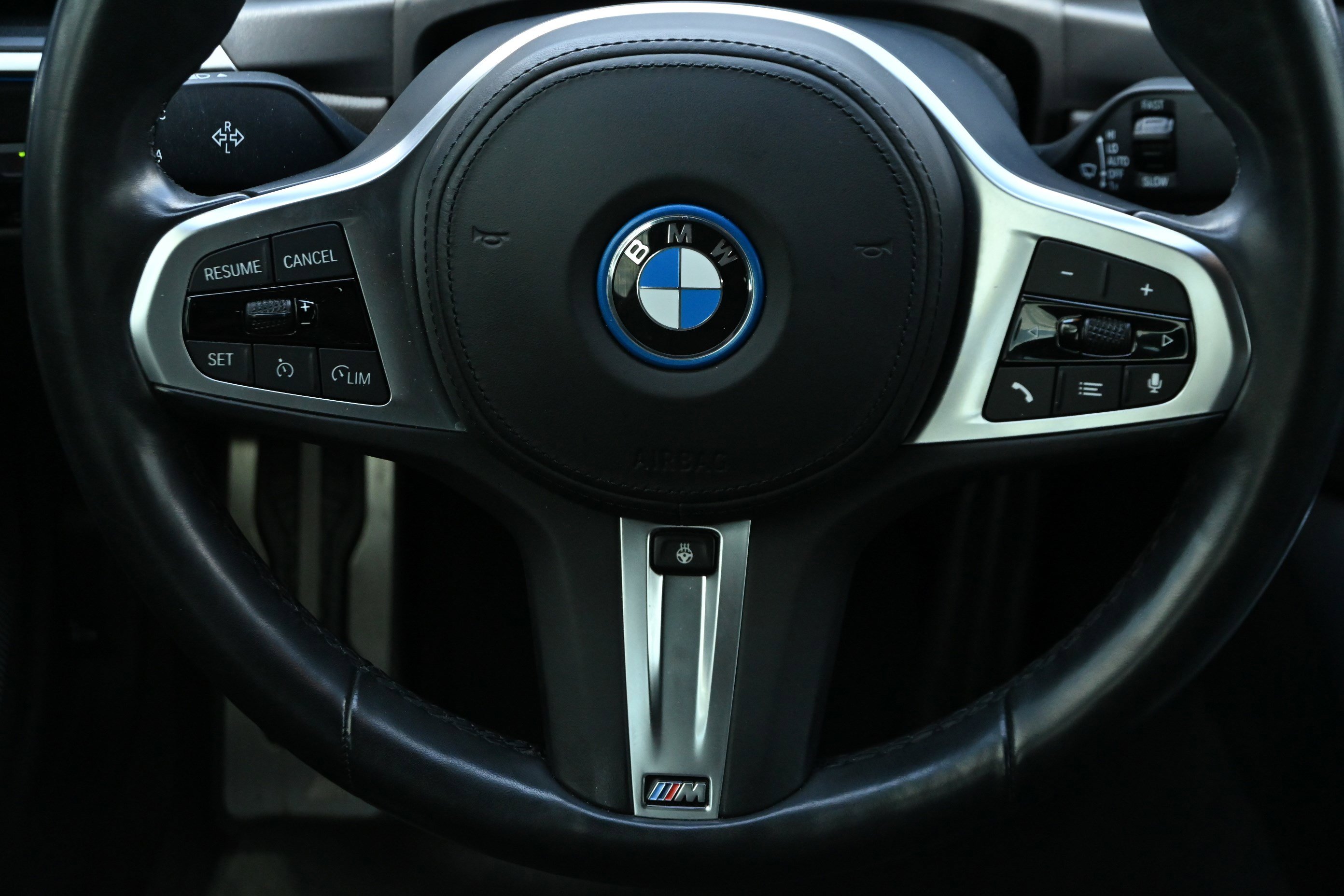 Certified 2023 BMW i4 eDrive40 w/ M Sport Package RWD image 30