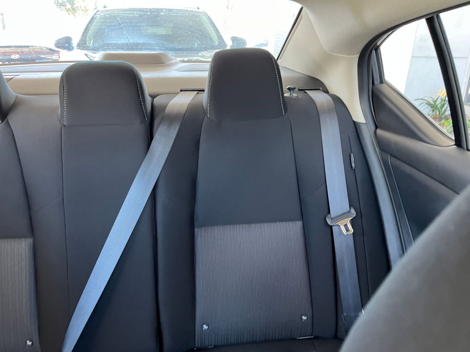 Used 2025 Nissan Sentra SV FWD image 37