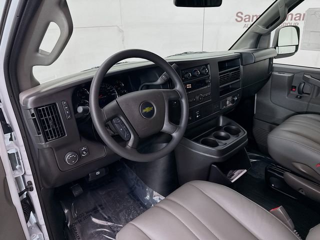 New 2026 Chevrolet Express 2500 Extended image 22