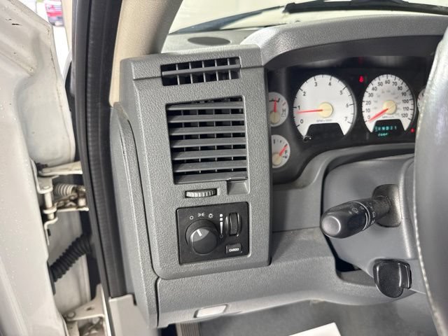 Used 2007 Dodge Ram 1500 Truck ST w/ SXT Group RWD image 19