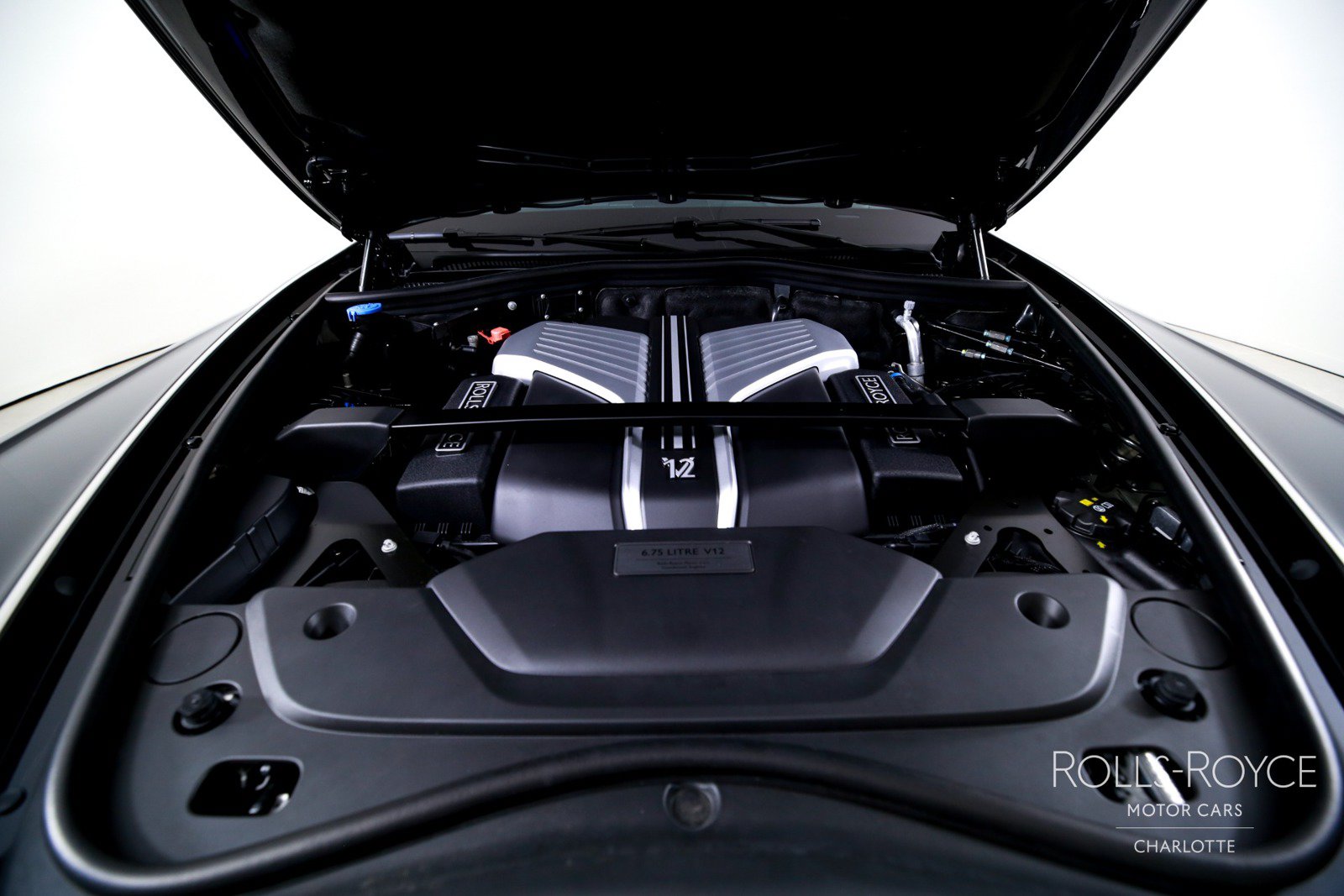 New 2027 Rolls-Royce Phantom Sedan RWD image 39
