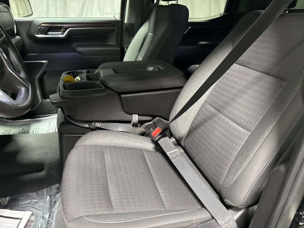 Used 2023 Chevrolet Silverado 1500 LT w/ Z71 Off-Road Package image 24