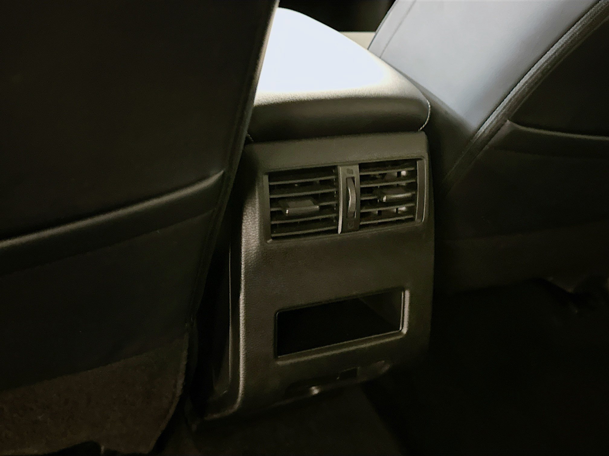Used 2024 Mitsubishi Outlander SE AWD/4WD image 28