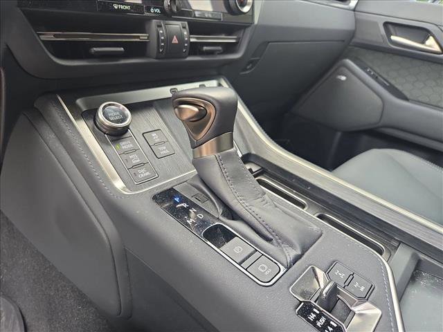 Used 2024 Lexus GX 550 AWD/4WD image 12