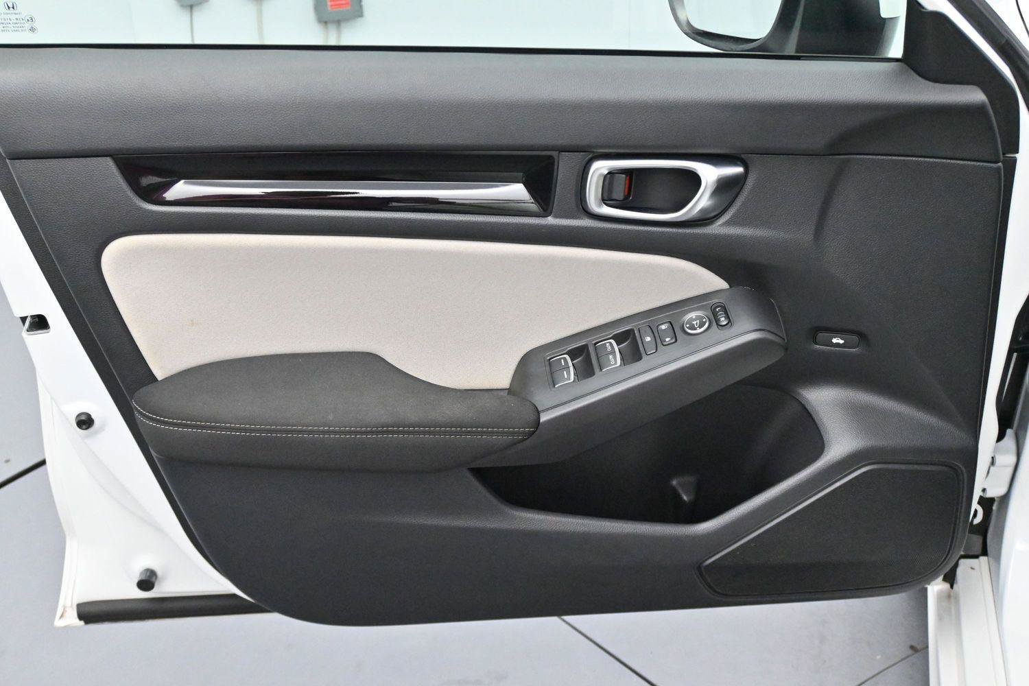 Used 2022 Honda Civic EX image 10