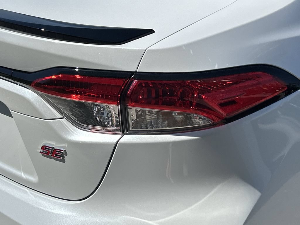 Used 2026 Toyota Corolla SE w/ SE Package FWD image 10