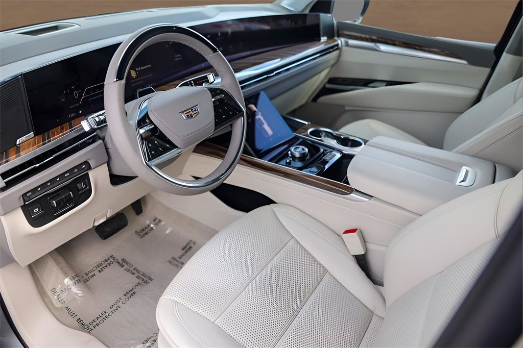 Certified 2025 Cadillac Escalade Sport Platinum image 10