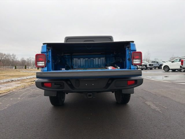 Used 2021 Jeep Gladiator Sport image 8