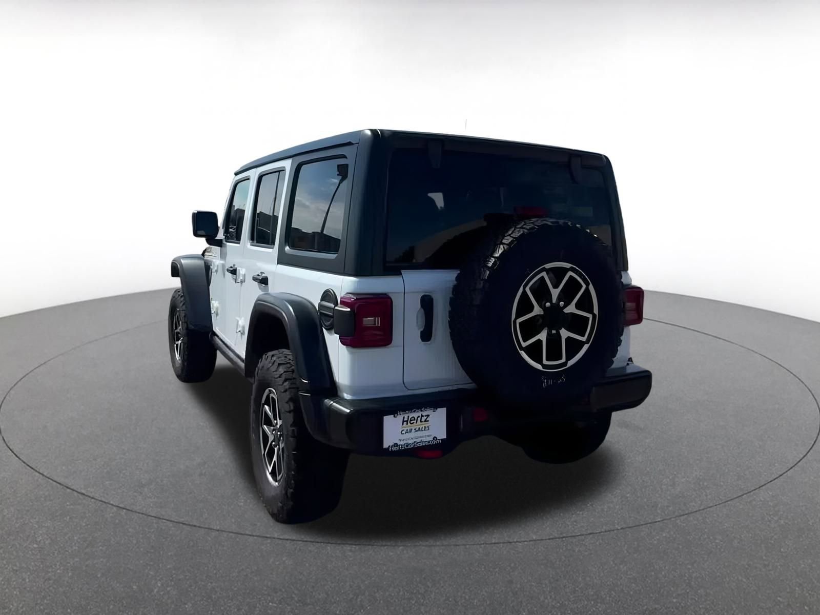 Used 2025 Jeep Wrangler Unlimited Rubicon image 14