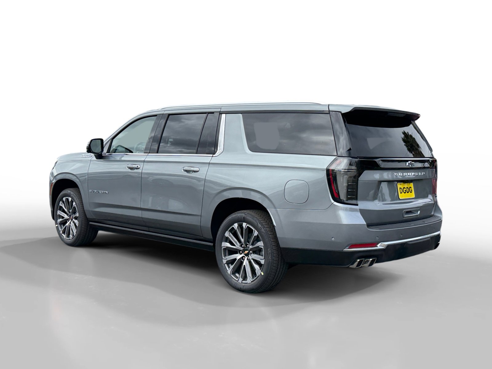 New 2026 Chevrolet Suburban High Country image 3