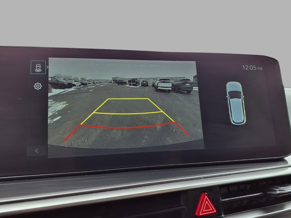Used 2024 Kia Sorento S image 6