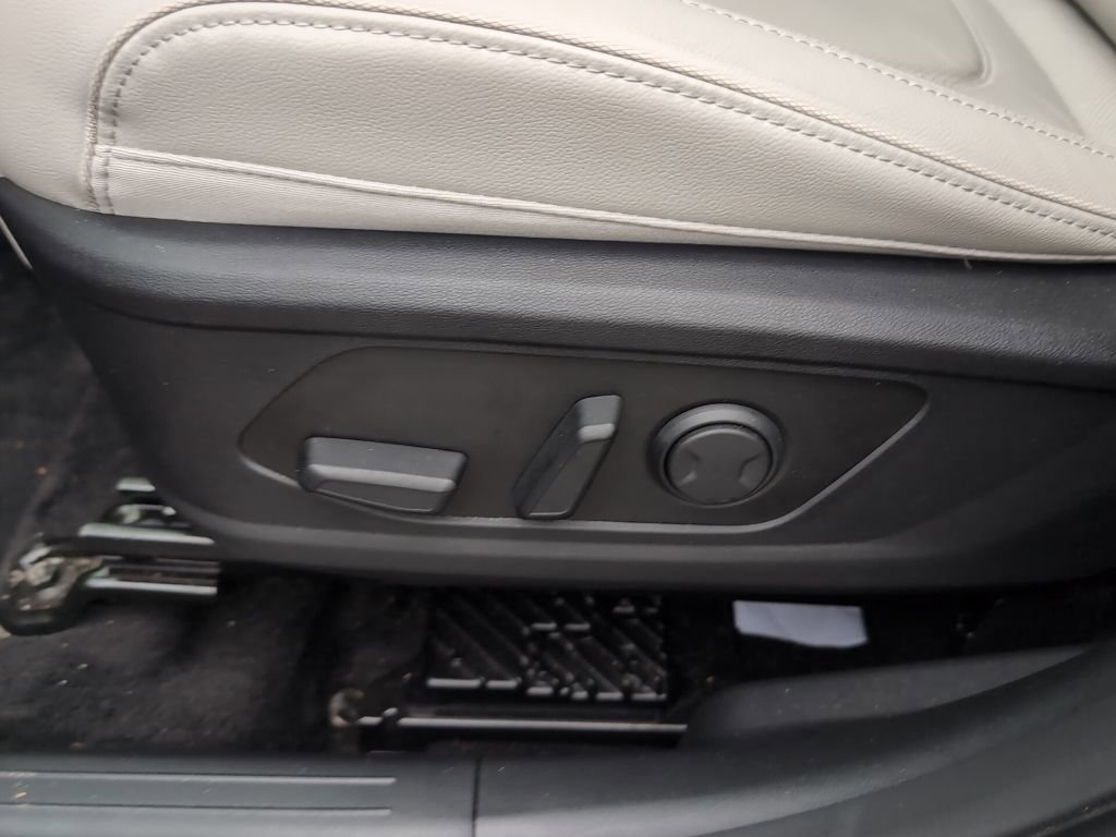 Used 2023 Hyundai Tucson Limited image 22