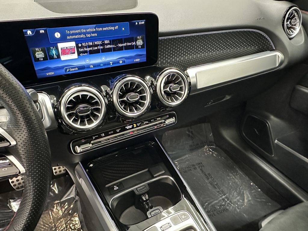 Certified 2025 Mercedes-Benz GLB 250 image 30