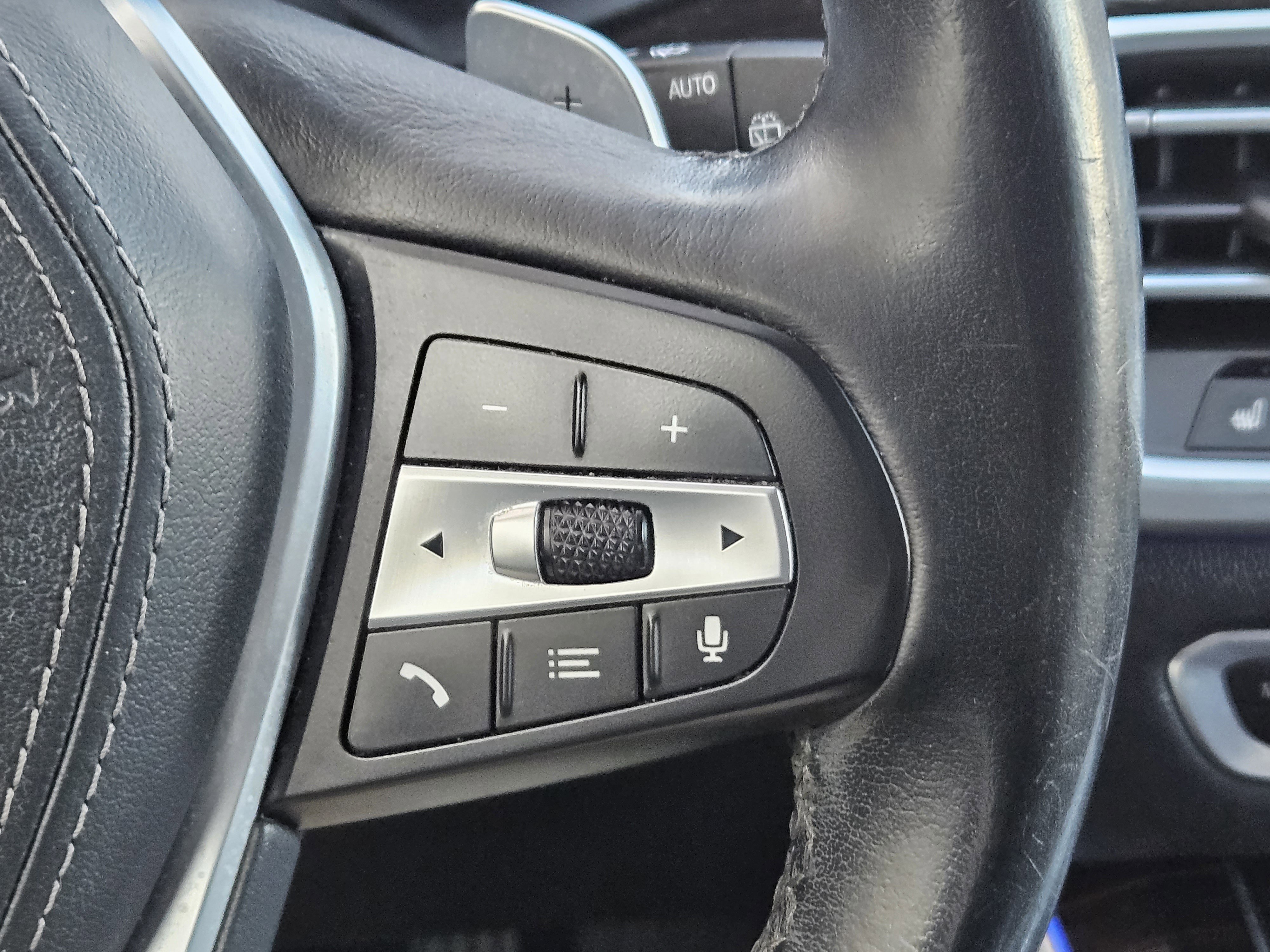 Used 2020 BMW X5 sDrive40i w/ Premium Package image 29