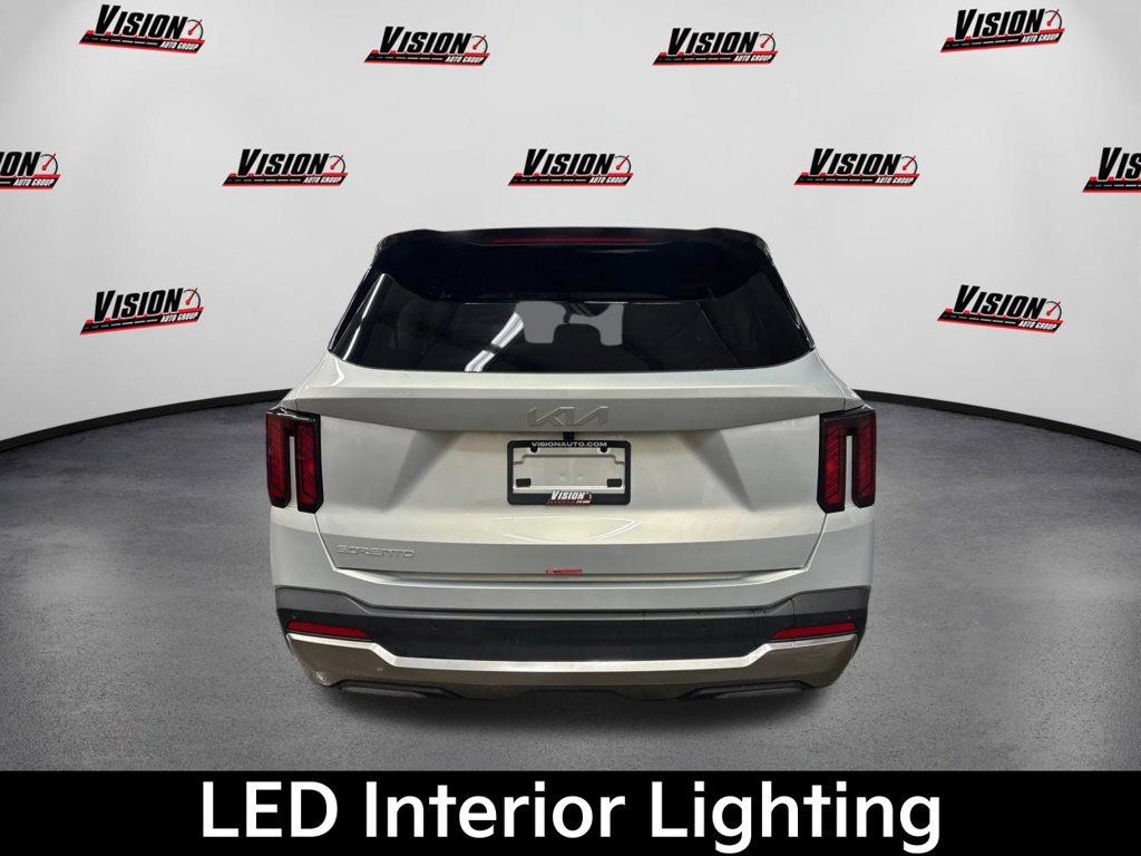 Certified 2026 Kia Sorento S w/ S Panoramic Sunroof Package FWD image 8