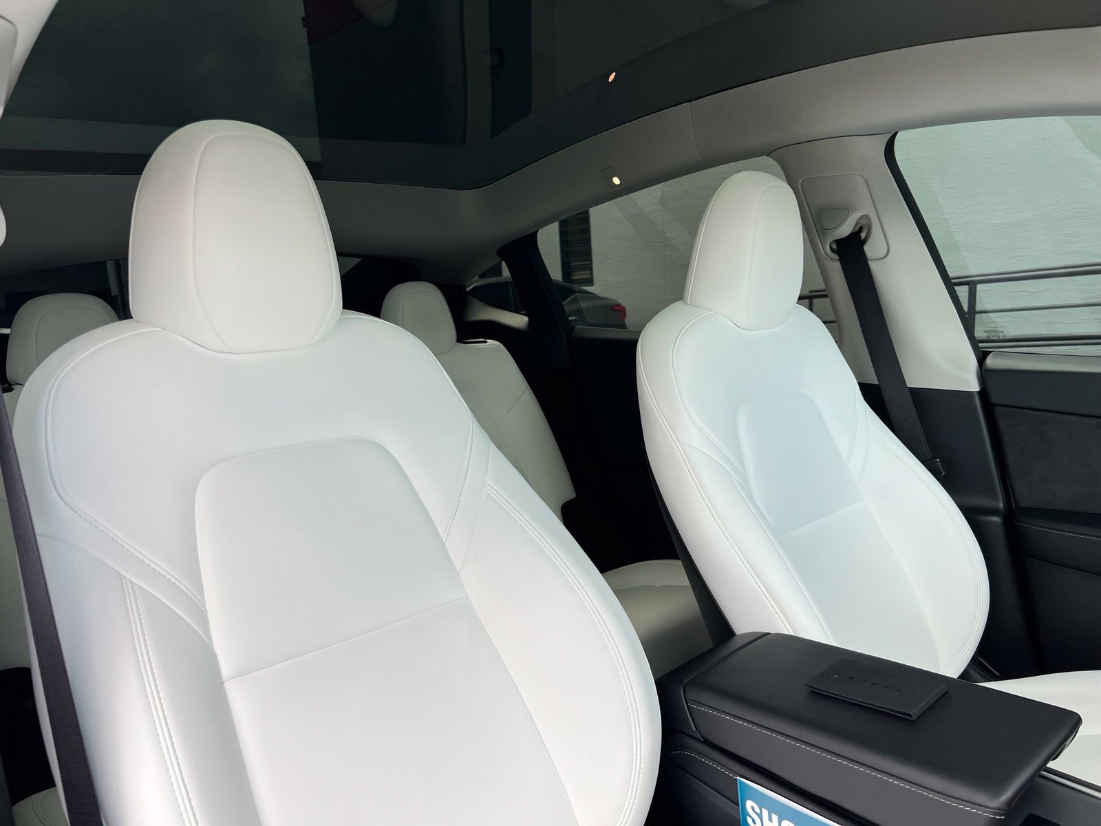 Used 2025 Tesla Model Y Long Range RWD image 68