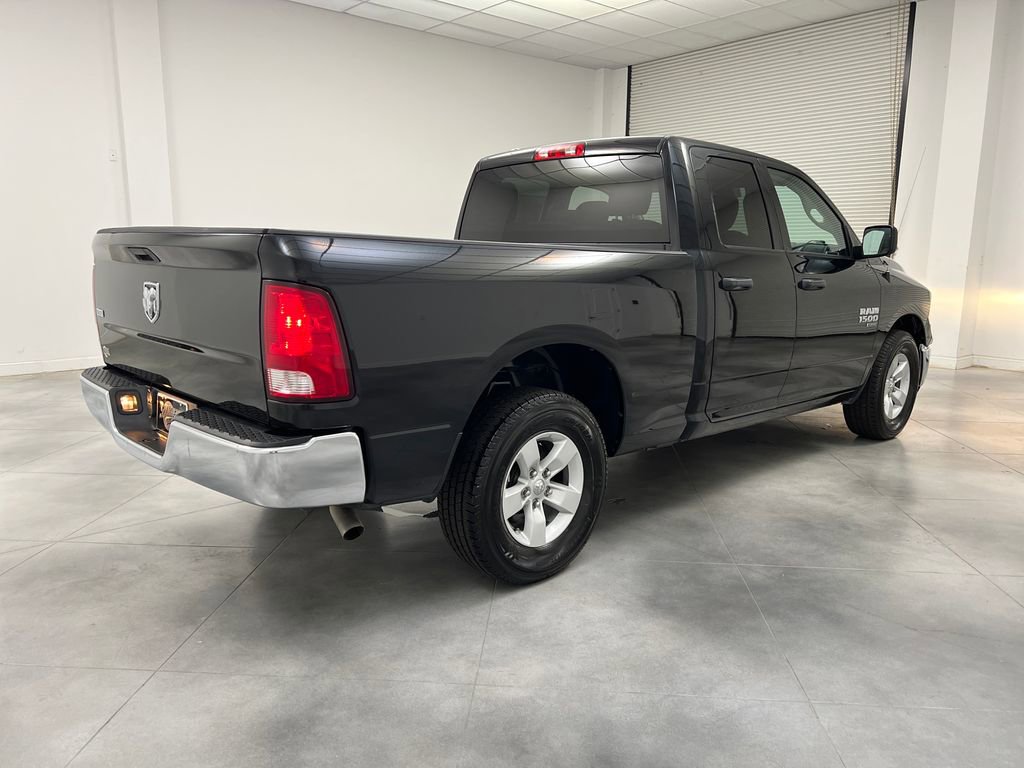 Used 2024 RAM 1500 Classic SLT image 7