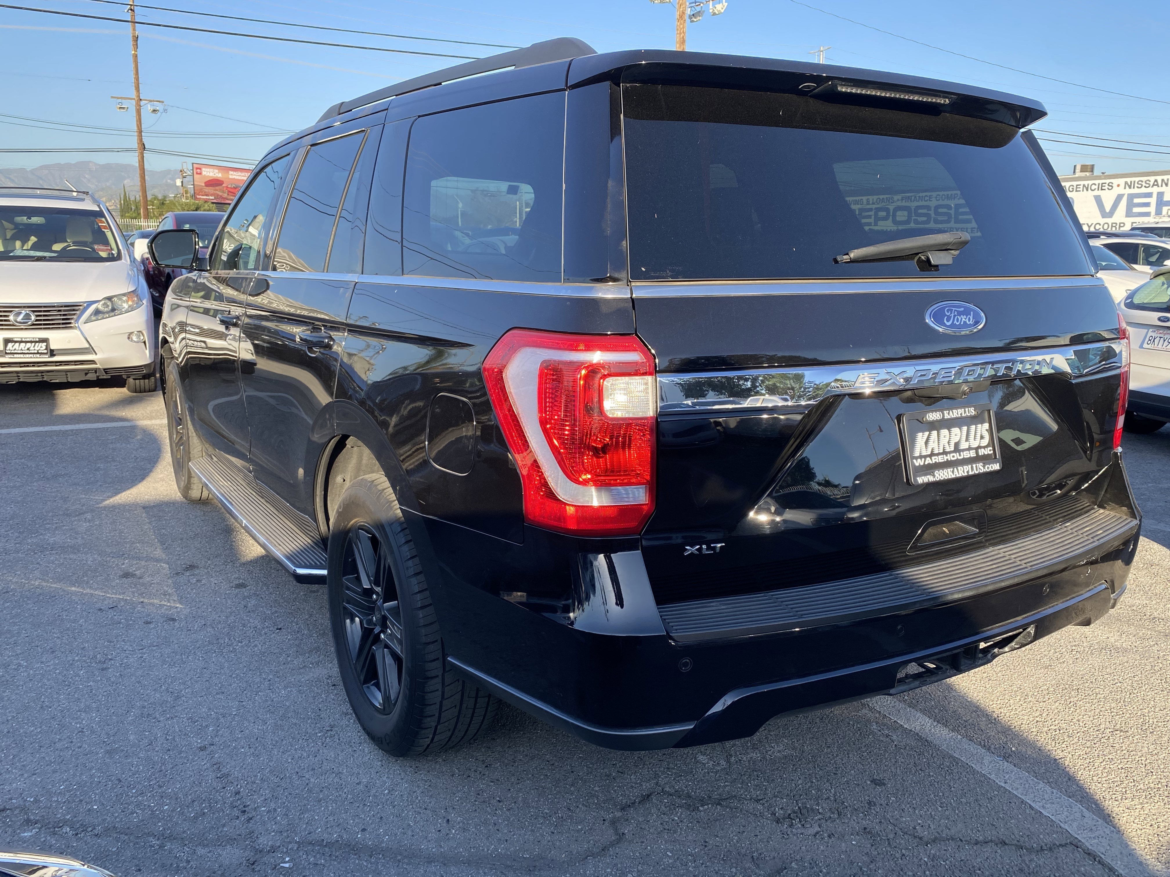 Used 2020 Ford Expedition XLT w/ Equipment Group 202A image 10