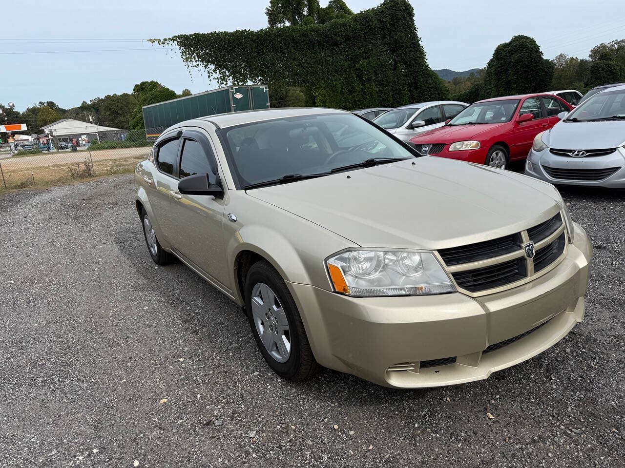 Used 2010 Dodge Avenger SXT FWD image 6