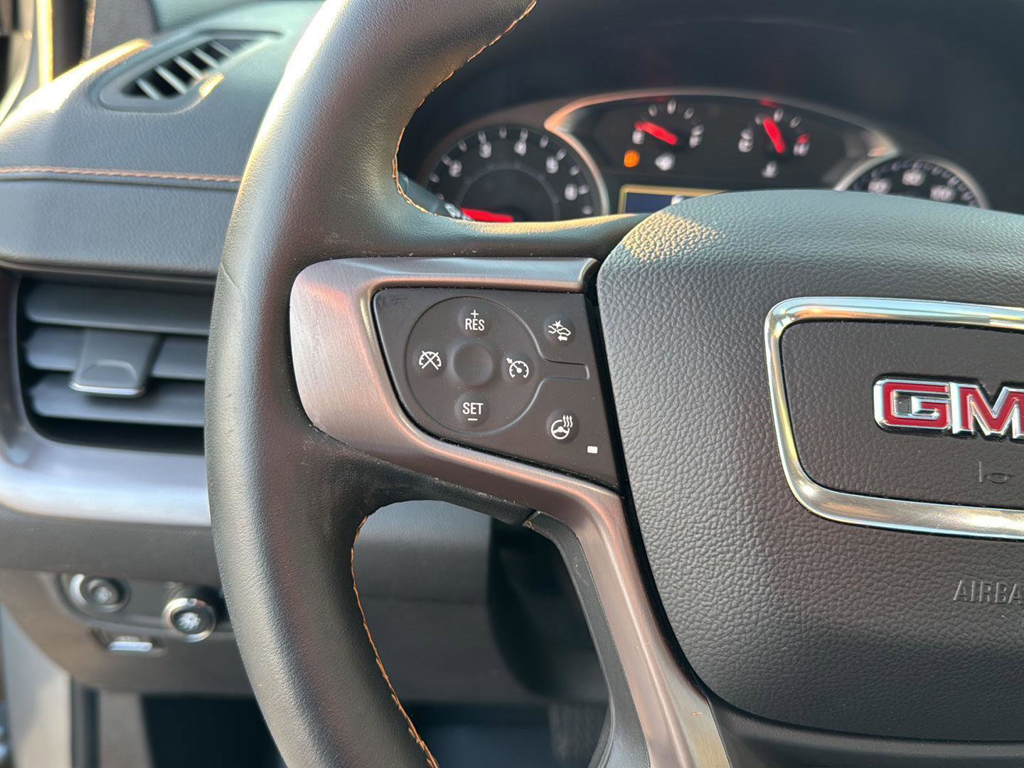 Used 2024 GMC Terrain AT4 image 19