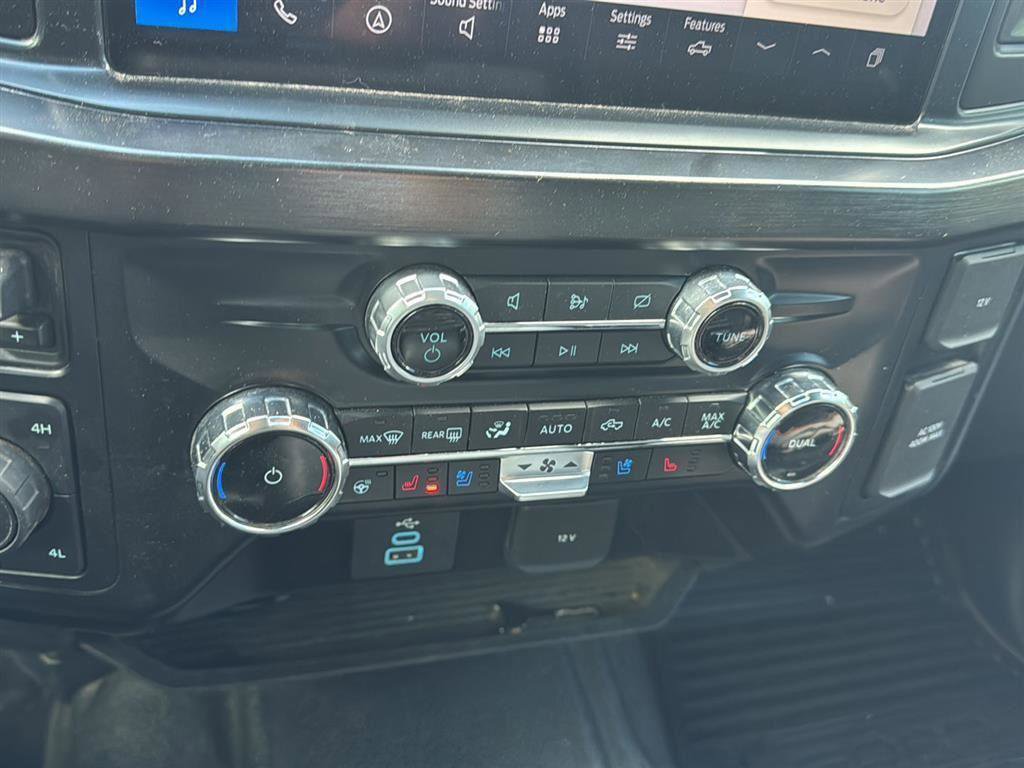 Used 2024 Ford F350 Lariat w/ Sport Appearance Package image 22