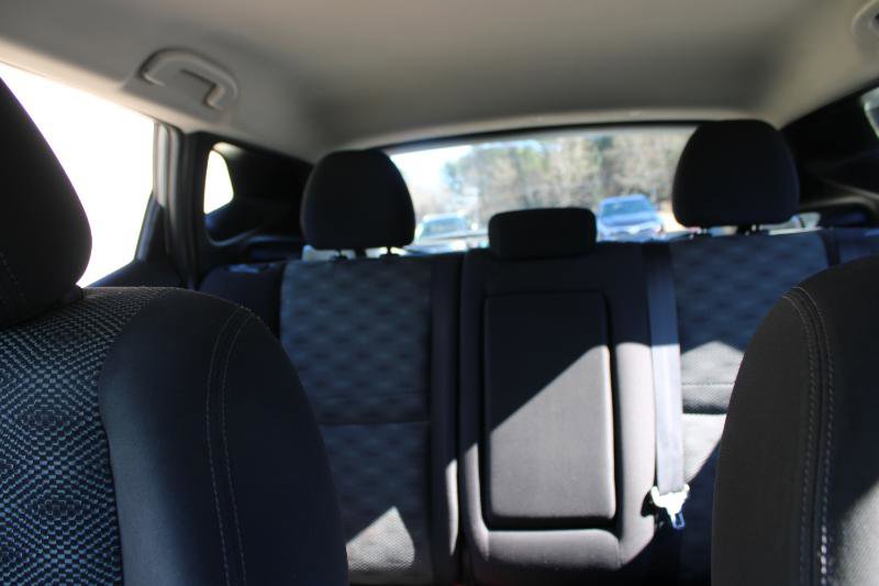 Used 2018 Nissan Rogue Sport SV w/ SV Technology Package FWD image 14