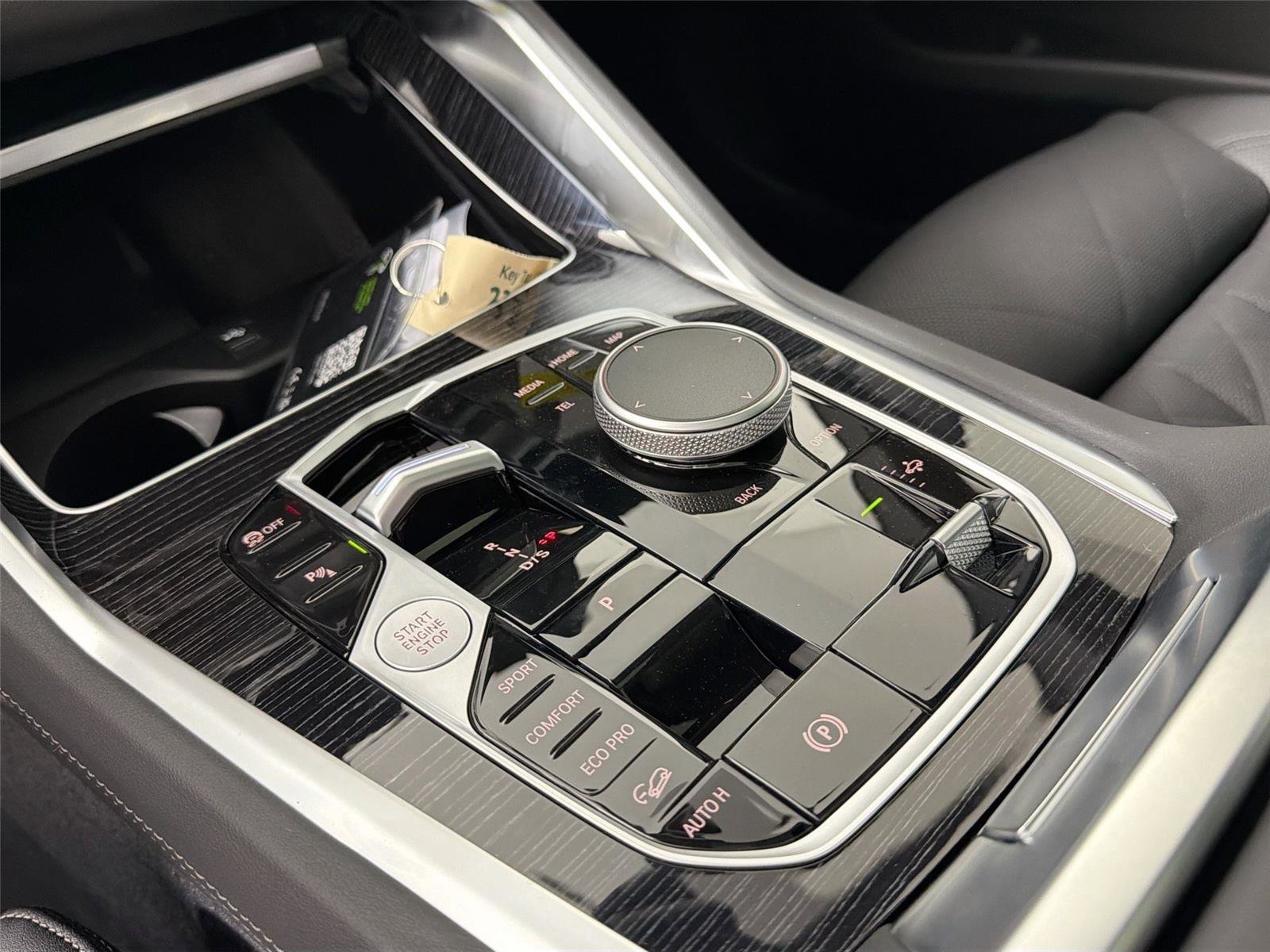 New 2027 BMW X6 xDrive40i AWD/4WD image 17