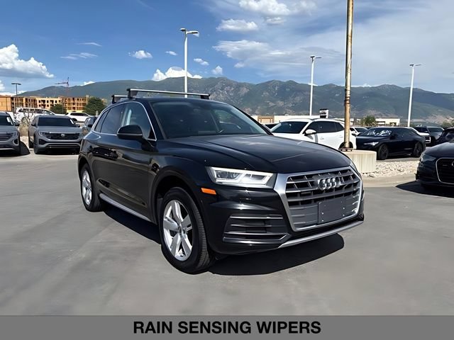 Used 2018 Audi Q5 Premium w/ Premium Plus Package AWD/4WD image 2