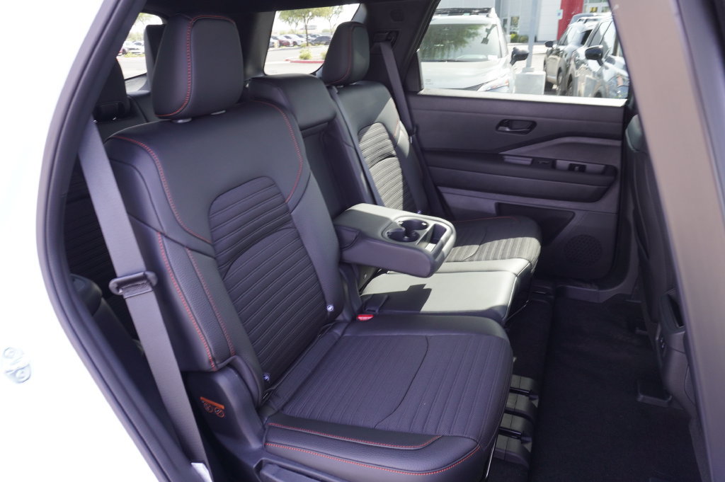 New 2026 Nissan Pathfinder Rock Creek AWD/4WD image 9