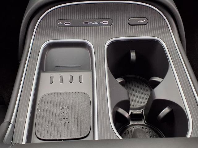 Used 2026 Hyundai Palisade Calligraphy image 9