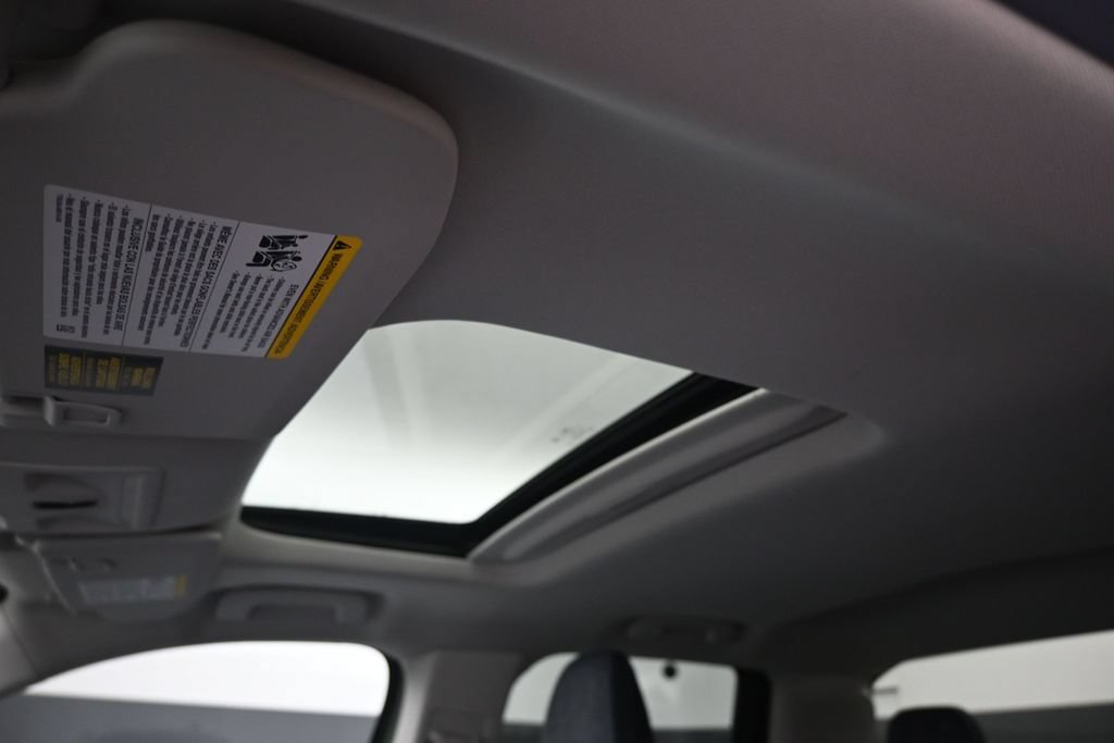 Used 2025 Ford Maverick XLT FWD image 18