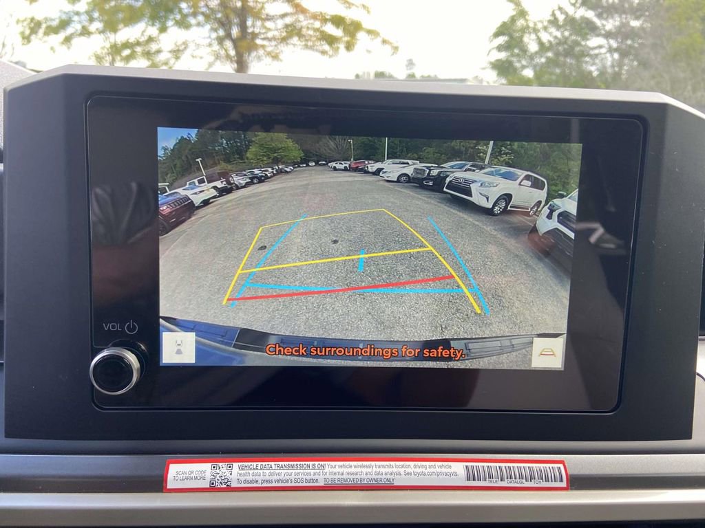 Used 2025 Toyota Tacoma SR5 AWD/4WD image 22