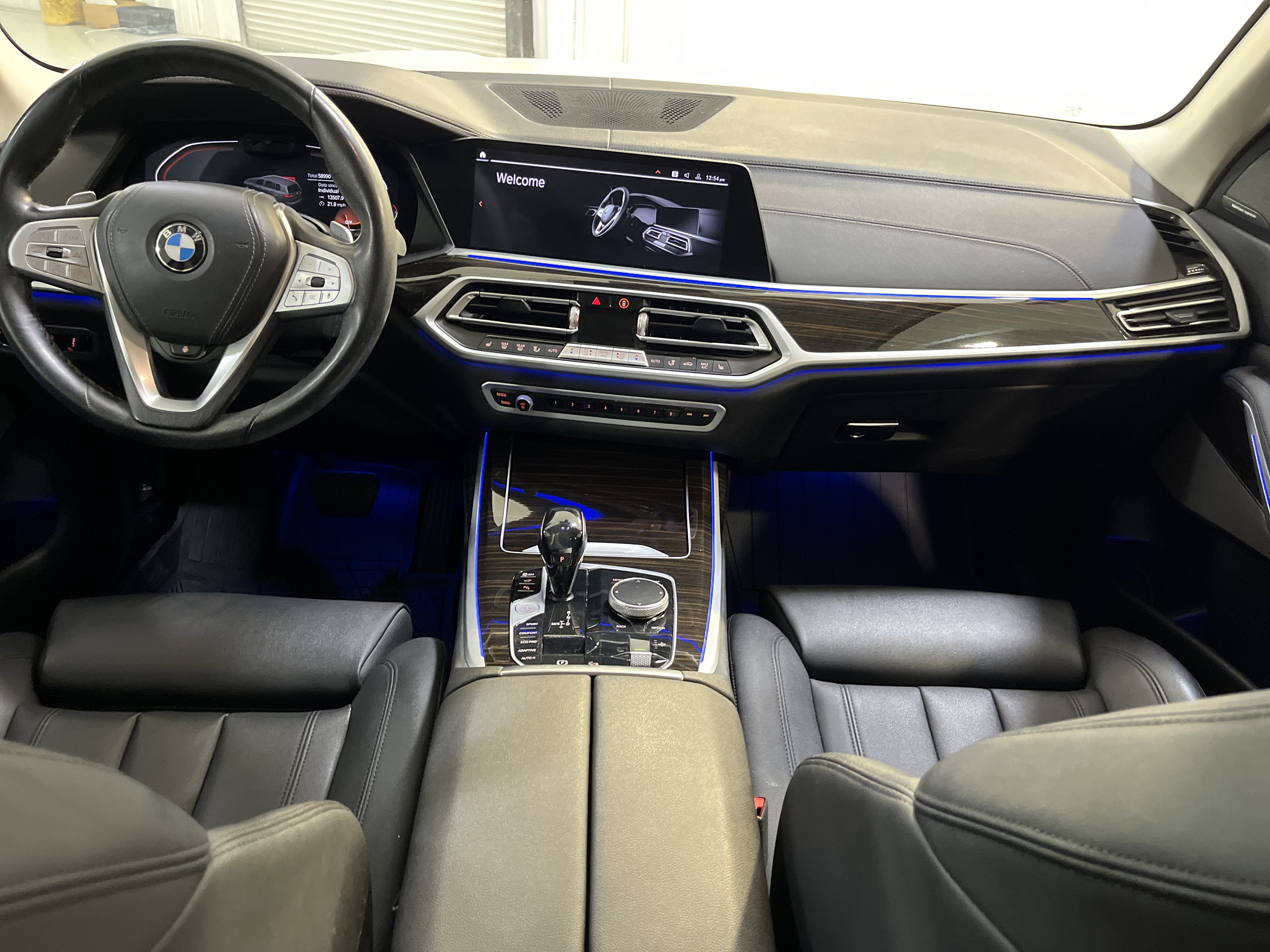 Used 2021 BMW X7 xDrive40i w/ Premium Package image 24