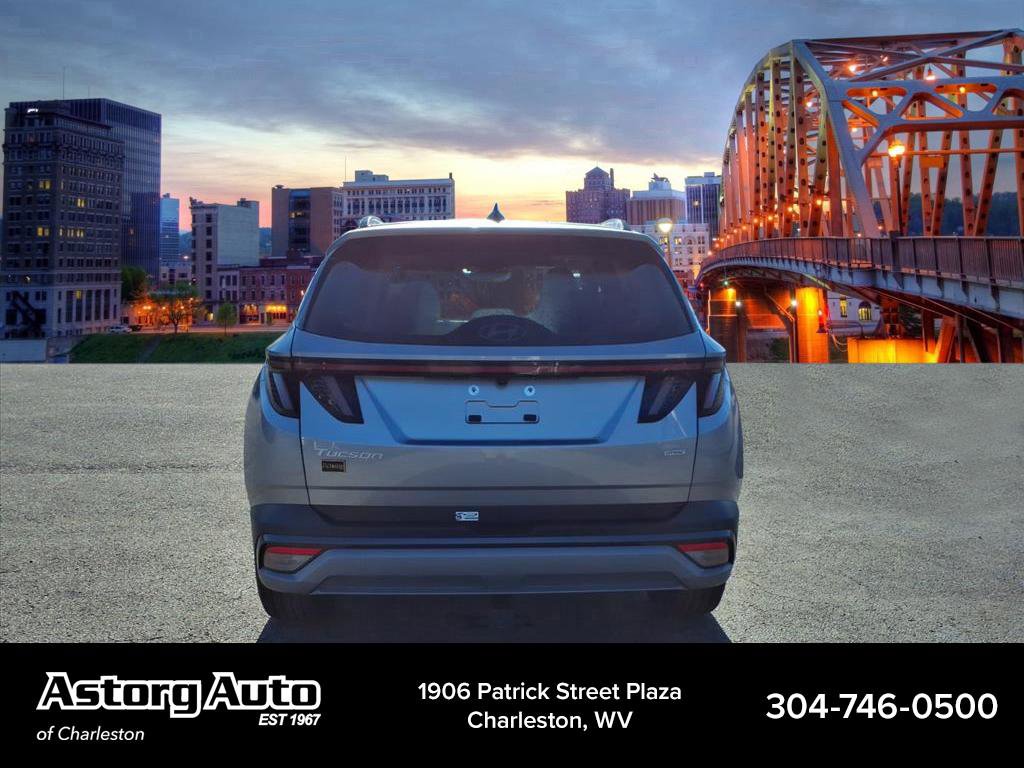 Used 2025 Hyundai Tucson Limited image 4