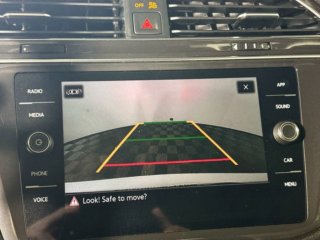 Certified 2023 Volkswagen Tiguan SE image 16