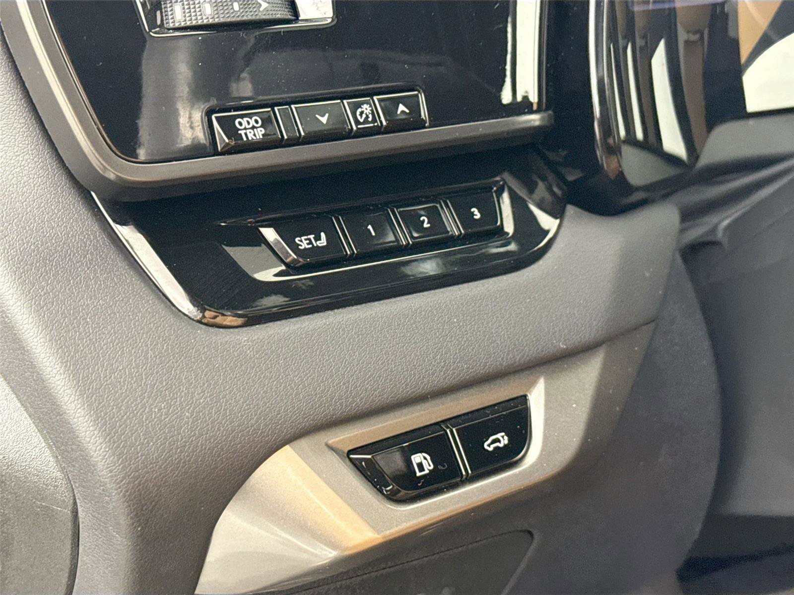 Used 2023 Lexus RX 350 Premium w/ Cold Area Package FWD image 16