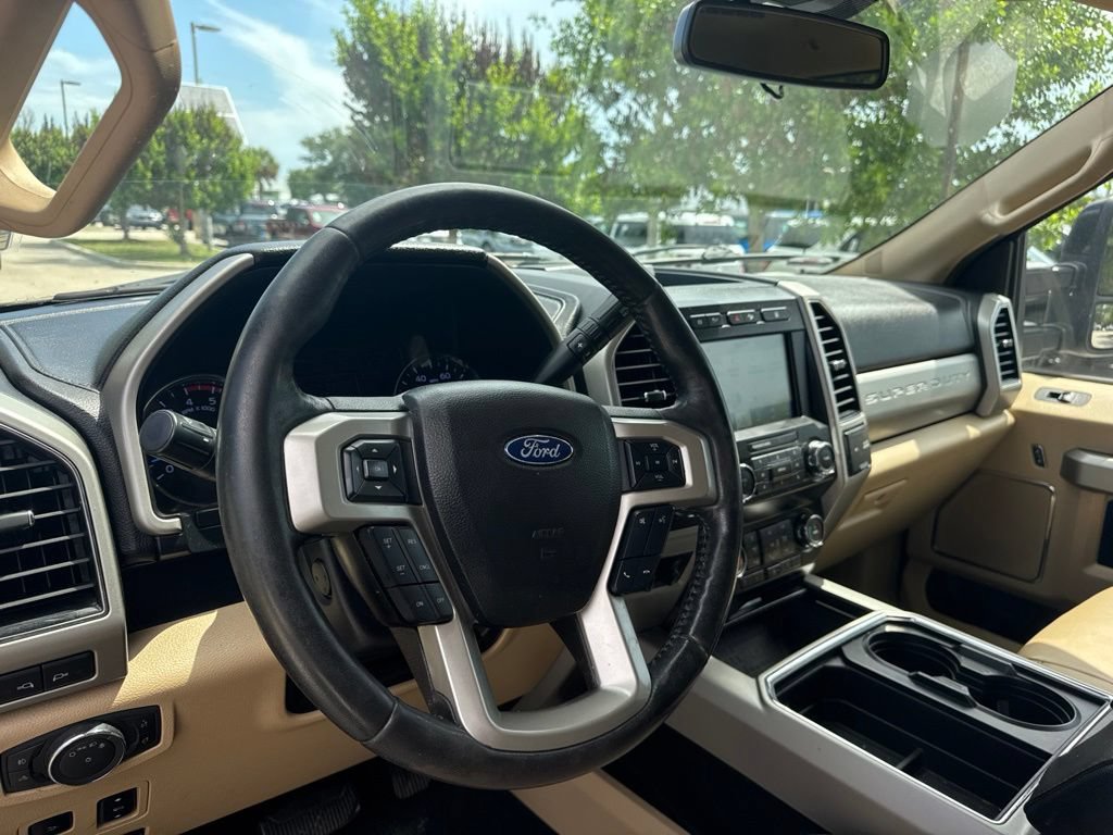 Used 2020 Ford F250 Lariat w/ Lariat Ultimate Package AWD/4WD image 9