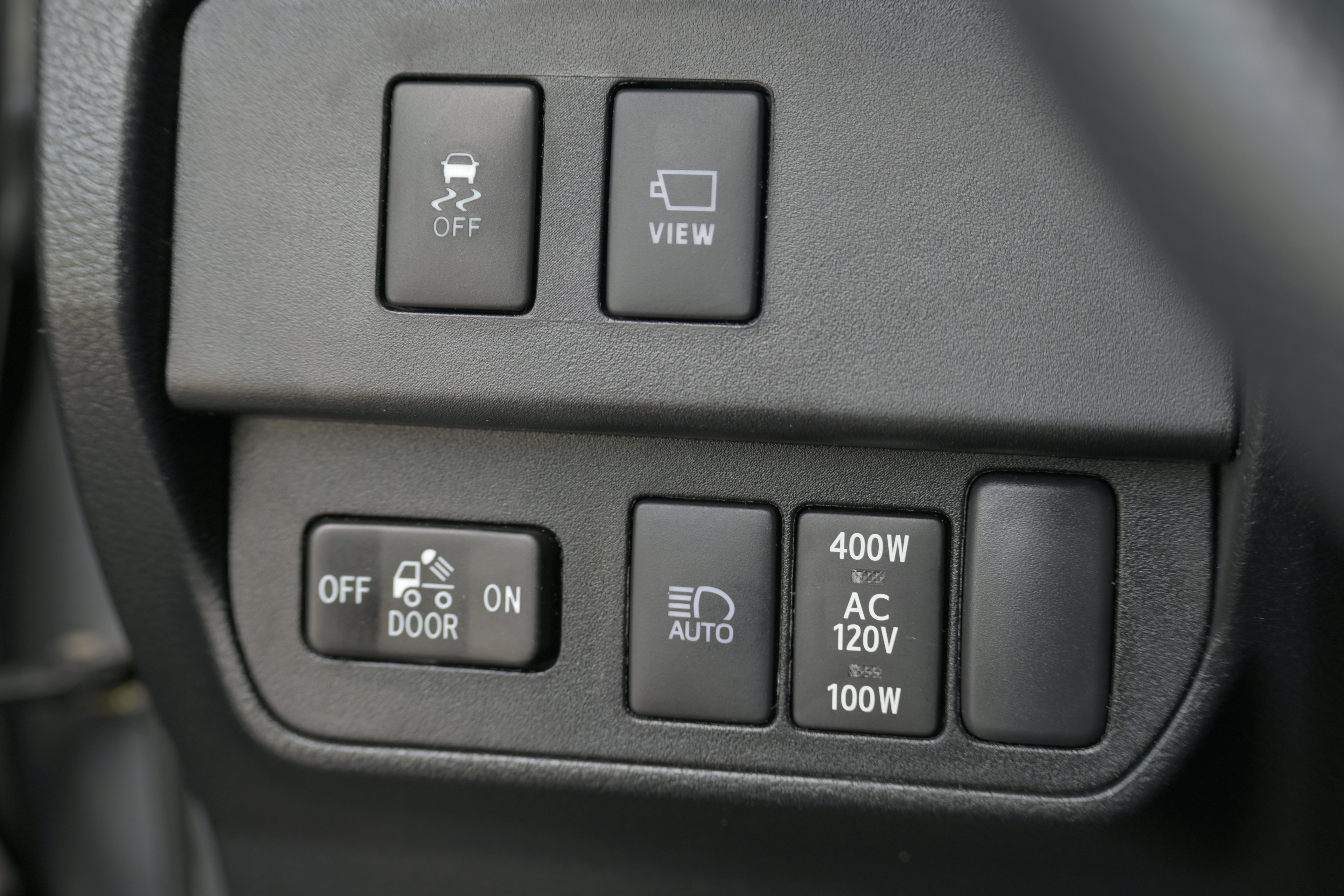 Used 2023 Toyota Tacoma TRD Off-Road w/ TRD Premium Off Road Package image 29