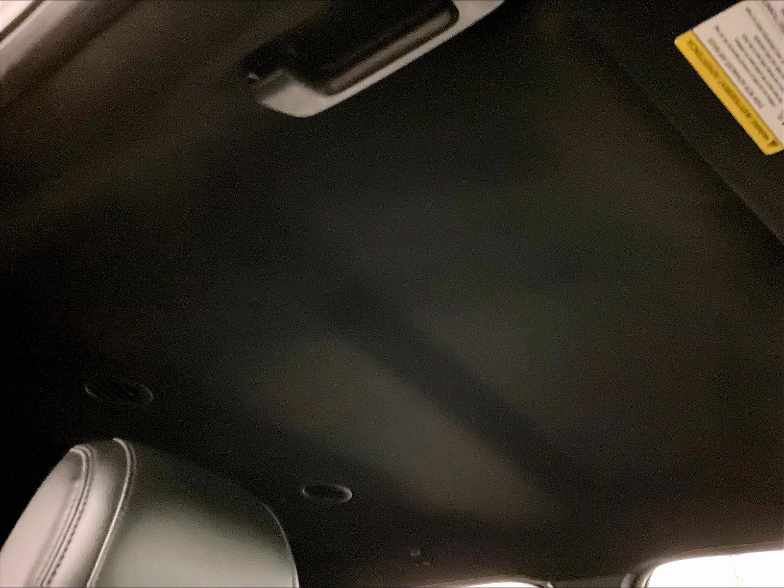 Used 2017 Ford Explorer XLT w/ Equipment Group 202A AWD/4WD image 22