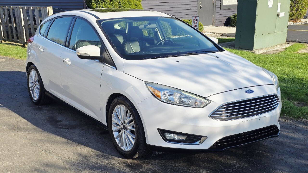 Used 2016 Ford Focus Titanium w/ Titanium Winter Package FWD image 9