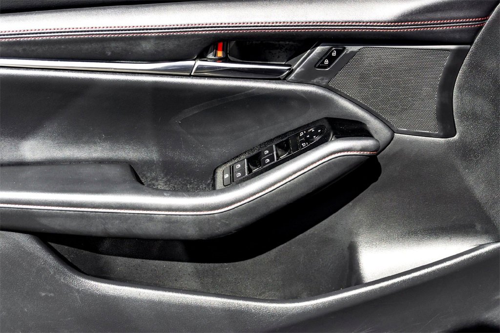 Used 2024 MAZDA MAZDA3 s image 10