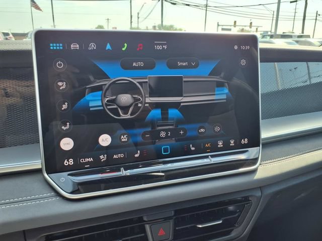 New 2025 Volkswagen Tiguan SE AWD/4WD image 18