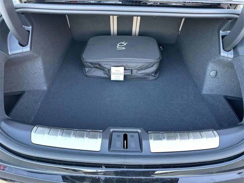 New 2025 Porsche Taycan 4S image 82