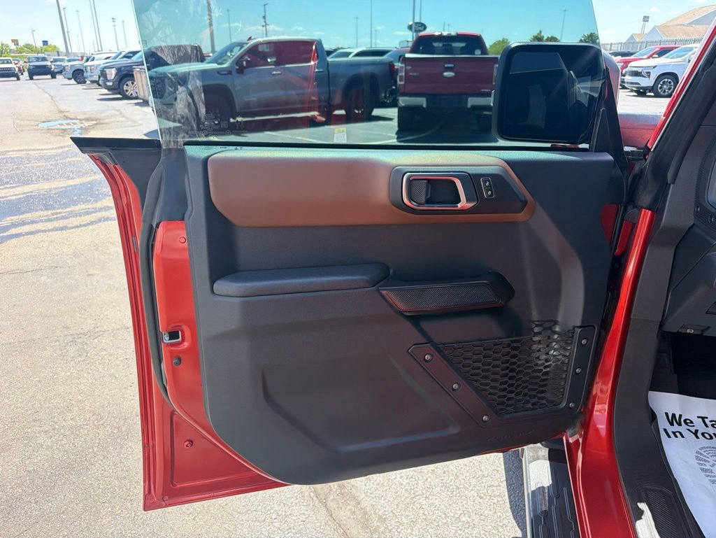Used 2024 Ford Bronco Outer Banks AWD/4WD image 13