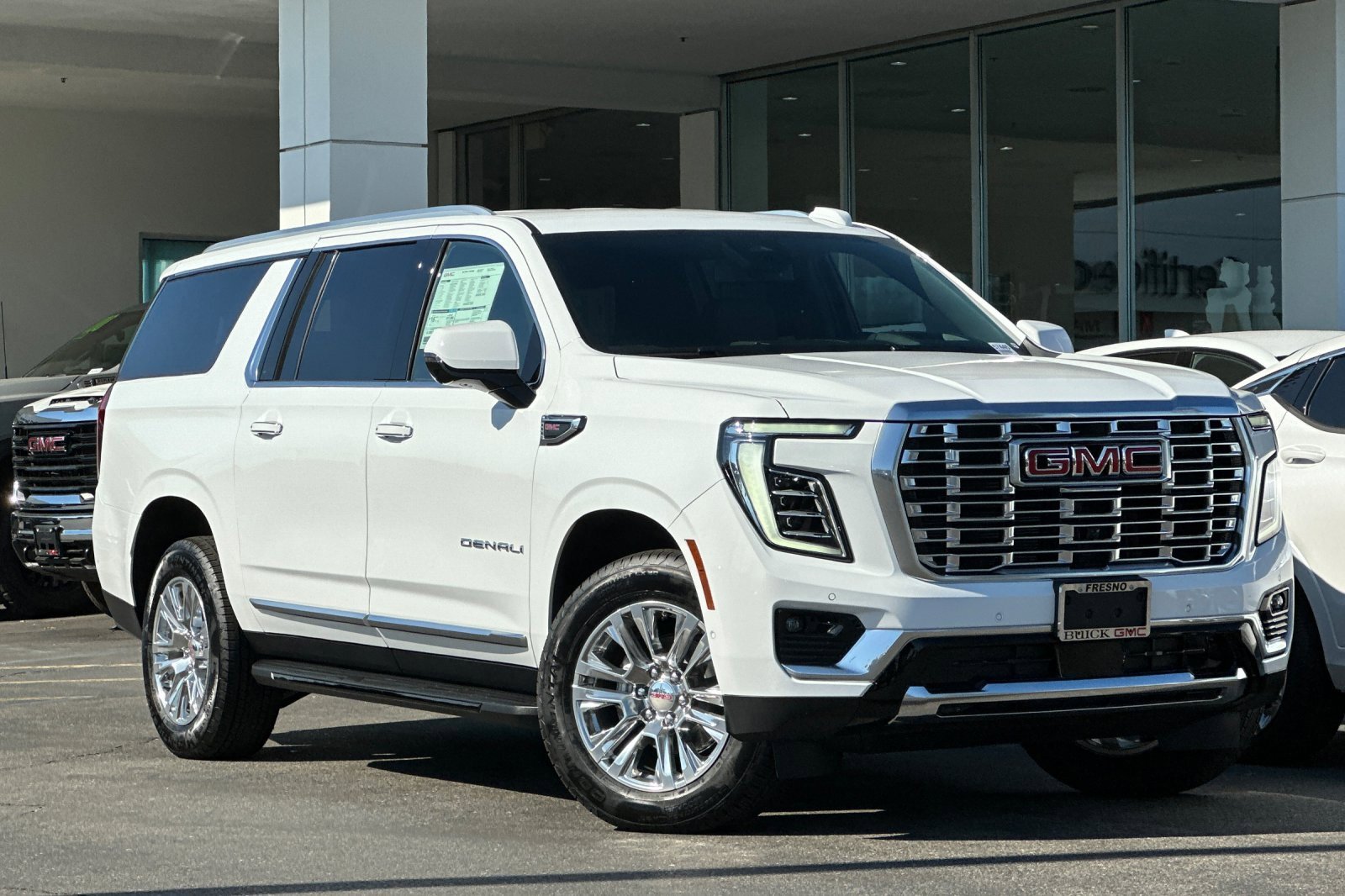 New 2026 GMC Yukon XL Denali image 2