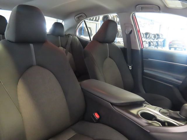 Used 2024 Toyota Camry LE FWD image 6